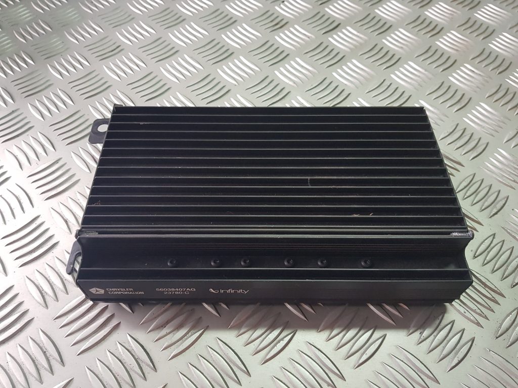 Audio pastiprinātāja bloks priekš JEEP GRAND CHEROKEE 2004