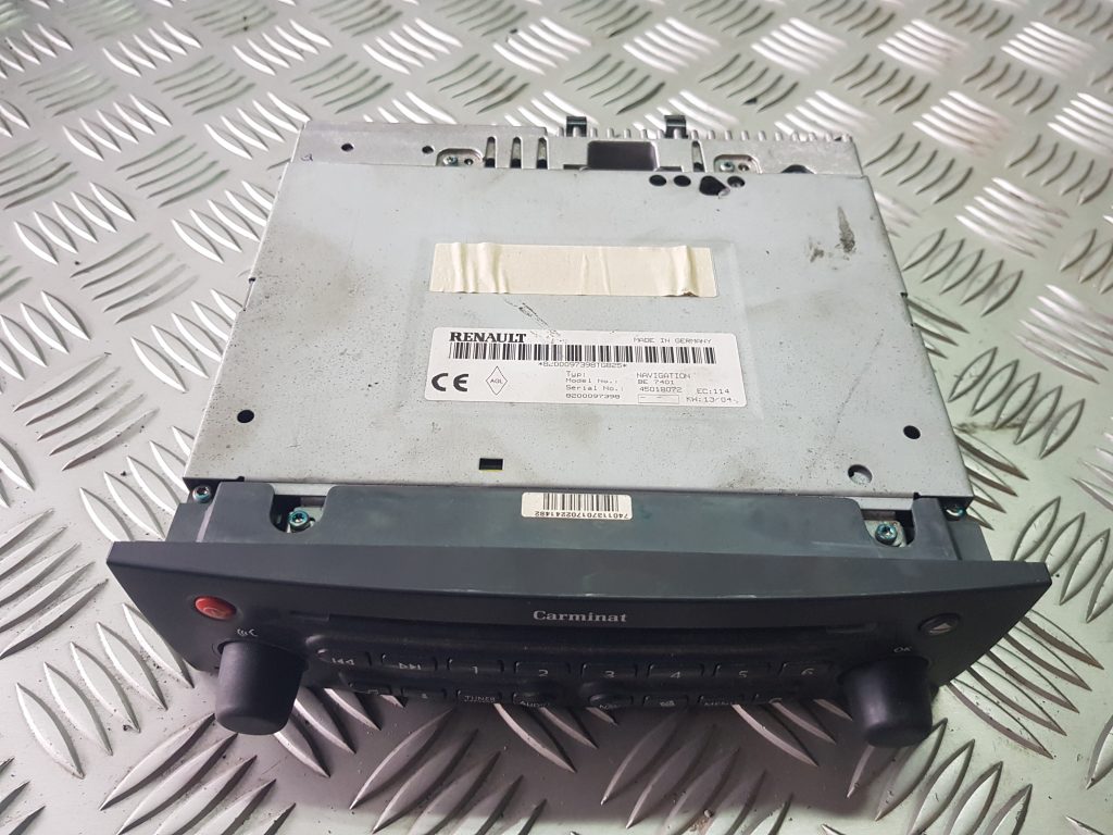 CD/DVD/Navigācijas bloks priekš RENAULT MEGANE 2004 1 CD/DVD/Navigācijas bloks priekš RENAULT MEGANE 2004