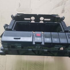 Mērinstrumentu paneļa pārslēgšanas pogas priekš AUDI A4 1996