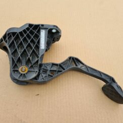 Sajūga pedālis priekš VW PASSAT B6 2008 ANGL.