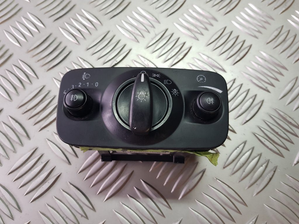 Gaismas slēdzis priekš FORD GALAXY 2007 1 Gaismas slēdzis priekš FORD GALAXY 2007