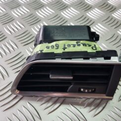 Mērinstrumentu paneļa gaisa vads, pa labi priekš PEUGEOT 508 2012