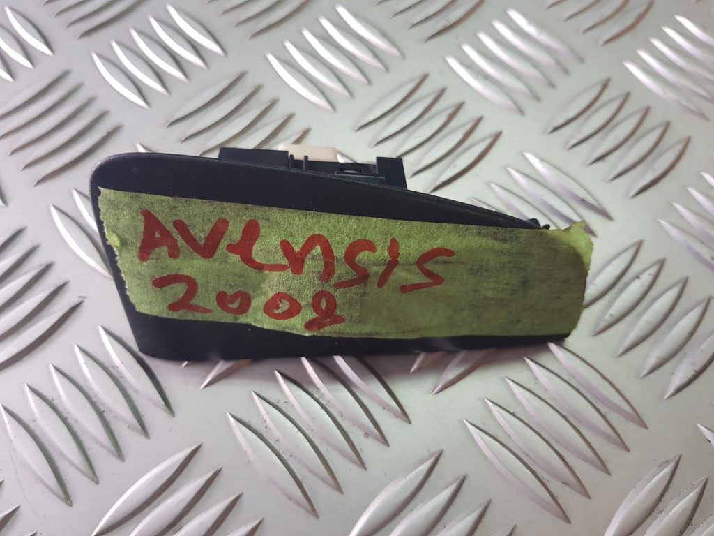 Stikla pacelšanas poga priekš TOYOTA AVENSIS 2008