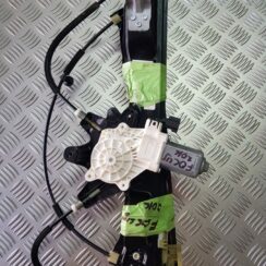 Stikla pacelšanas mehānisms priekšējais labais priekš FORD FOCUS 2016