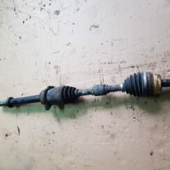 Pusass priekšēja labā priekš TOYOTA COROLLA VERSO 2009