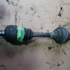 Pusass priekšējā kreisā priekš VOLVO V70 1997