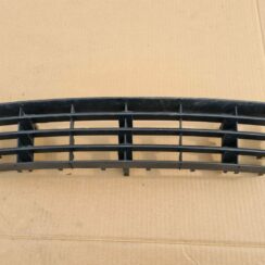 Bufera reste priekš AUDI A6 1998