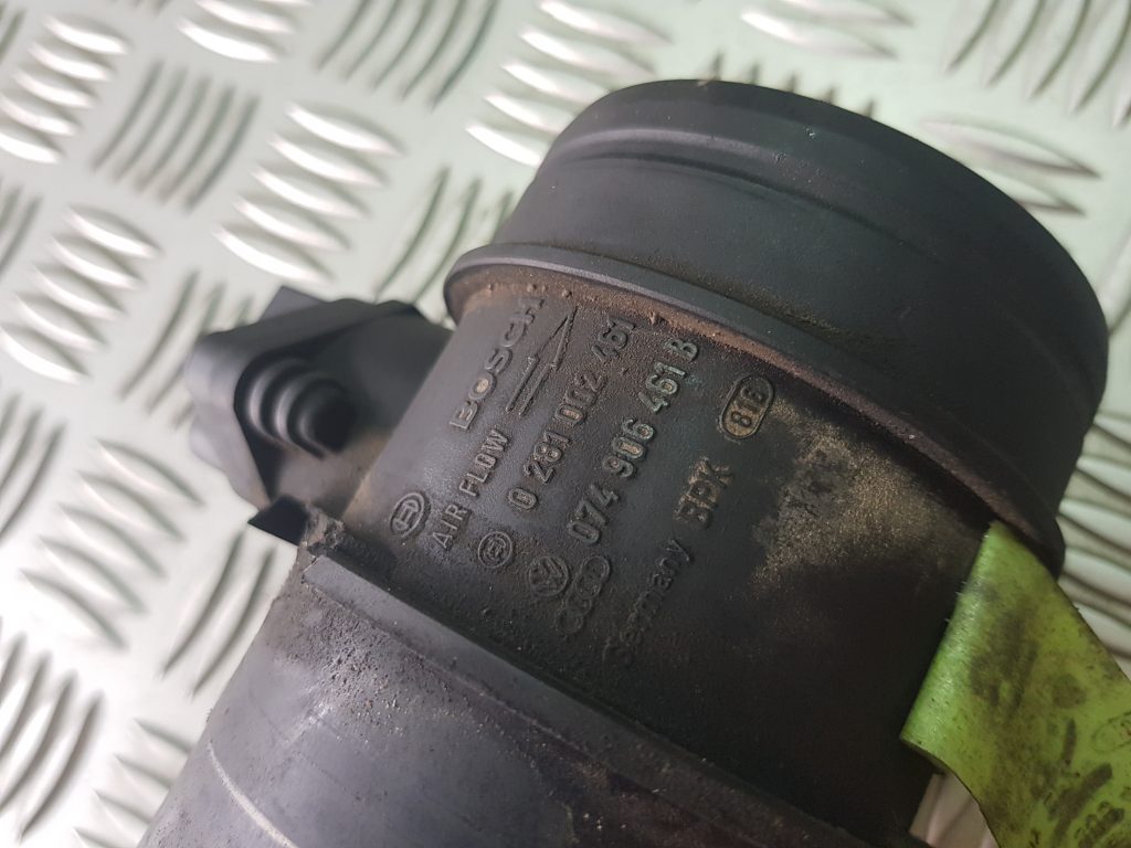 Gaisa plūsmas mērītājs priekš AUDI A6 AVANT 2003 3 Gaisa plūsmas mērītājs priekš AUDI A6 AVANT 2003