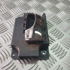 Salona durvju rokturis, priekšējais kreisais priekš VOLVO V70 2002 SILVER