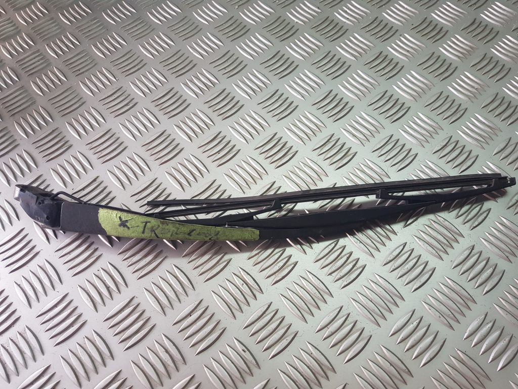 Aizmugurējā loga tīrītāja slotiņa priekš NISSAN X-TRAIL 2008