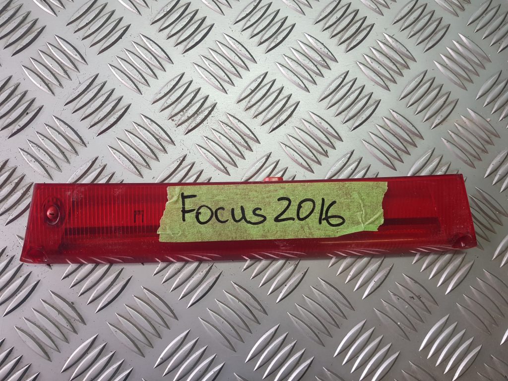 Stop signāls priekš FORD FOCUS 2016 1 Stop signāls priekš FORD FOCUS 2016