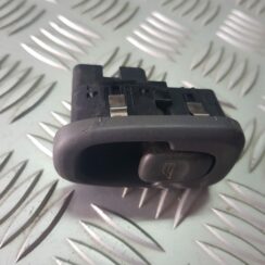 Stikla pacelšanas poga priekš VOLVO V70 1997