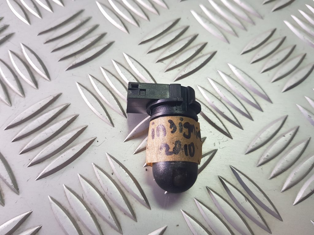 Gaismas sensors priekš OPEL INSIGNIA SPORTS TOURER 2010 1 Gaismas sensors priekš OPEL INSIGNIA SPORTS TOURER 2010