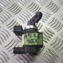 Izplūdes solenoīda vārsts priekš AUDI A4 AVANT 2004