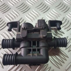 Apsildes radiatora vārsts priekš BMW 525D E61 2007 TOURING BLACK