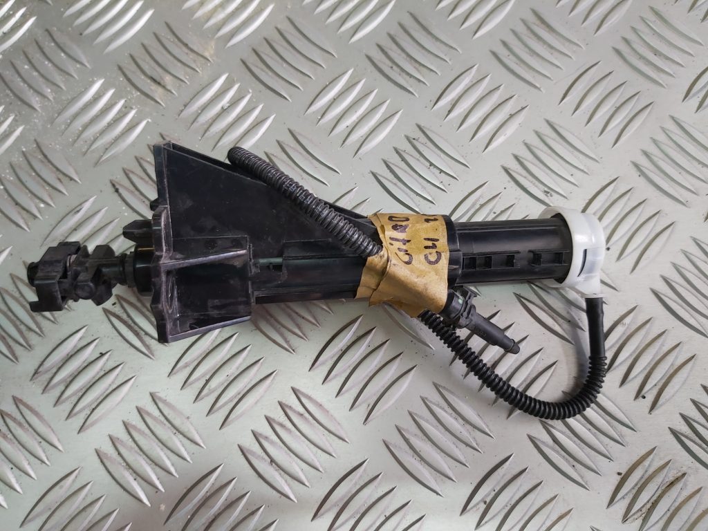 Lukturu mazgātāja sprausla priekš CITROEN C4 2018