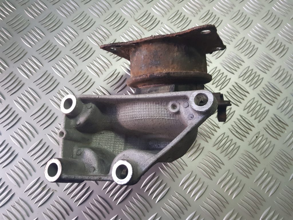 Dzinēja spilvens priekš HONDA ACCORD 2007 YR565P 1 Dzinēja spilvens priekš HONDA ACCORD 2007 YR565P