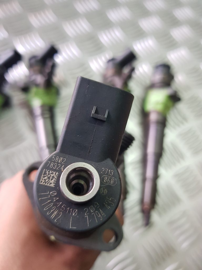 Degvielas smidzinātājs priekš BMW 525D E61 2007 TOURING BLACK 2 Degvielas smidzinātājs priekš BMW 525D E61 2007 TOURING BLACK