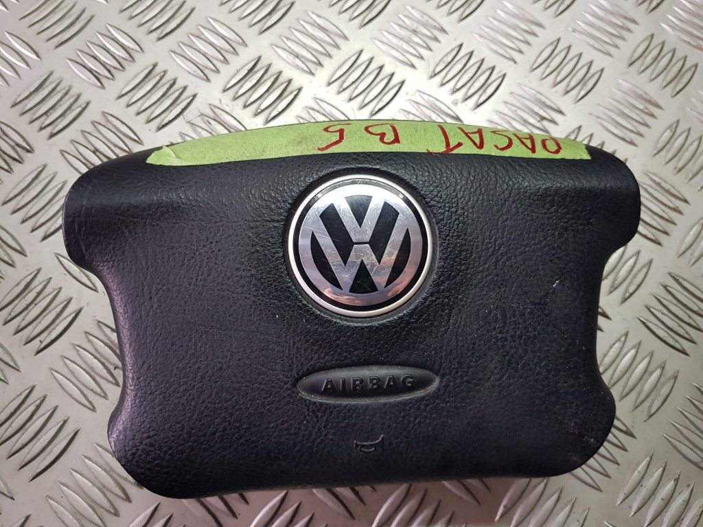 Stūres drošības spilvens priekš VW PASSAT 2000 BLUE 1 Stūres drošības spilvens priekš VW PASSAT 2000 BLUE