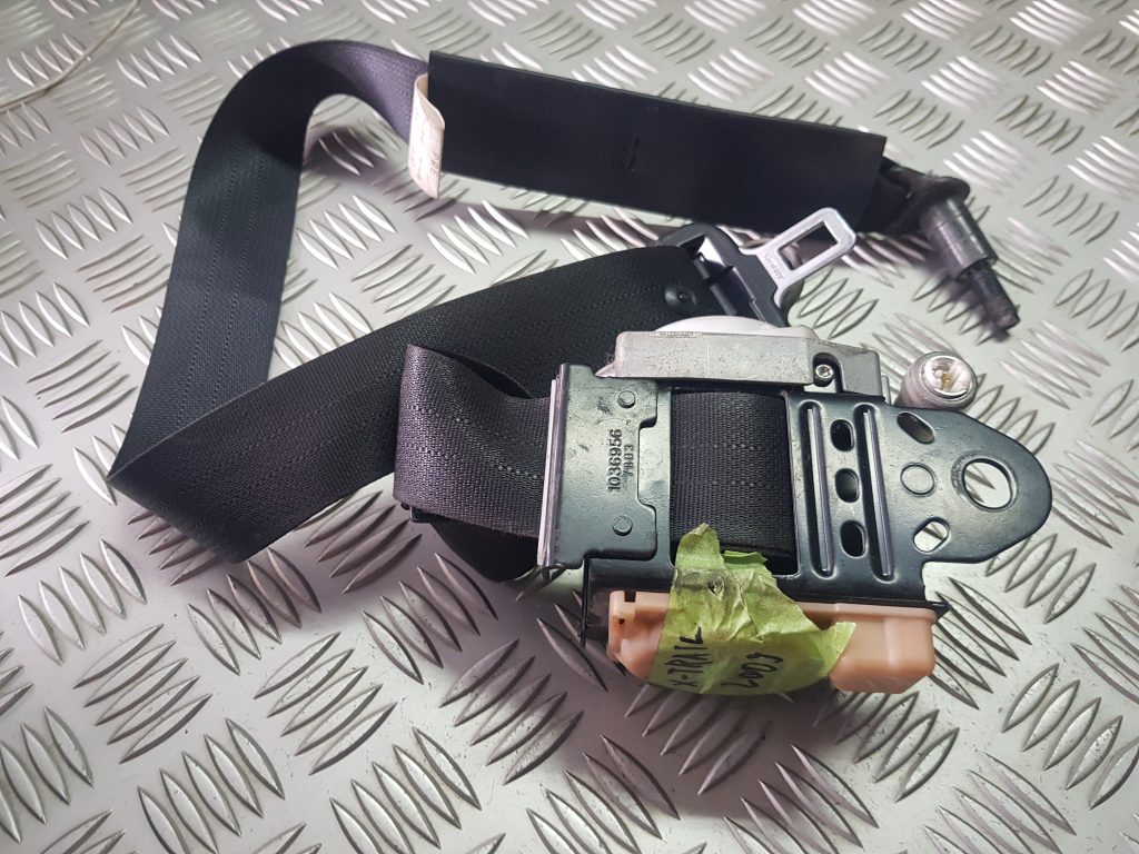 Priekšējā labā drošības josta priekš NISSAN X-TRAIL 2008