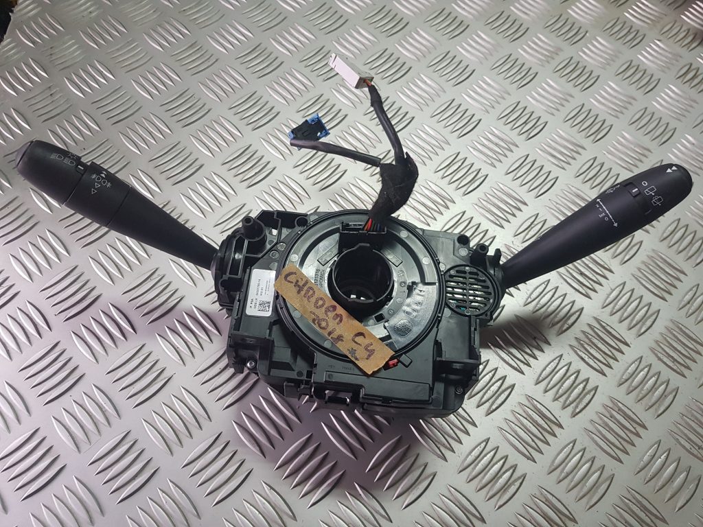 Stūres statnes slēdzis priekš CITROEN C4 2018 1 Stūres statnes slēdzis priekš CITROEN C4 2018