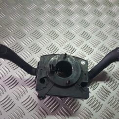 Stūres statnes slēdzis priekš AUDI A6 AVANT 2003