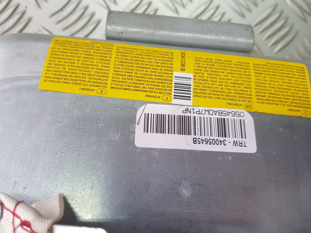 Mērinstrumentu paneļa drošības spilvens priekš FORD FOCUS 2006 3 Mērinstrumentu paneļa drošības spilvens priekš FORD FOCUS 2006