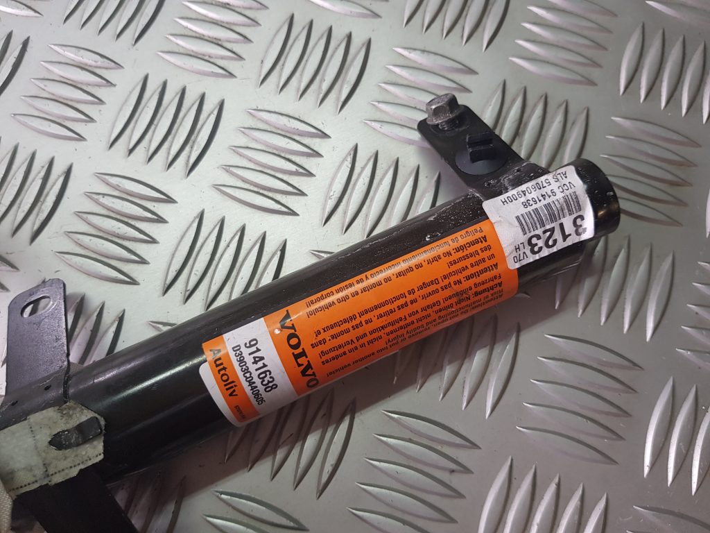 Griestu drošības spilvens, pa kreisi priekš VOLVO V70 2002 SILVER