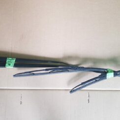 Vējstikla slotu turētāju komplekts priekš TOYOTA COROLLA VERSO 2008