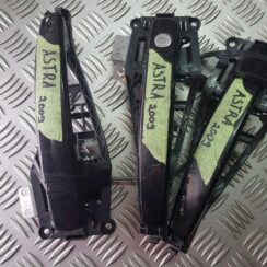 Ārējais durvju rokturis priekš OPEL ASTRA H STATION WAGON 2009