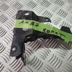 Dzinēja pārsega slēdzenes cilpa priekš AUDI A4 2005