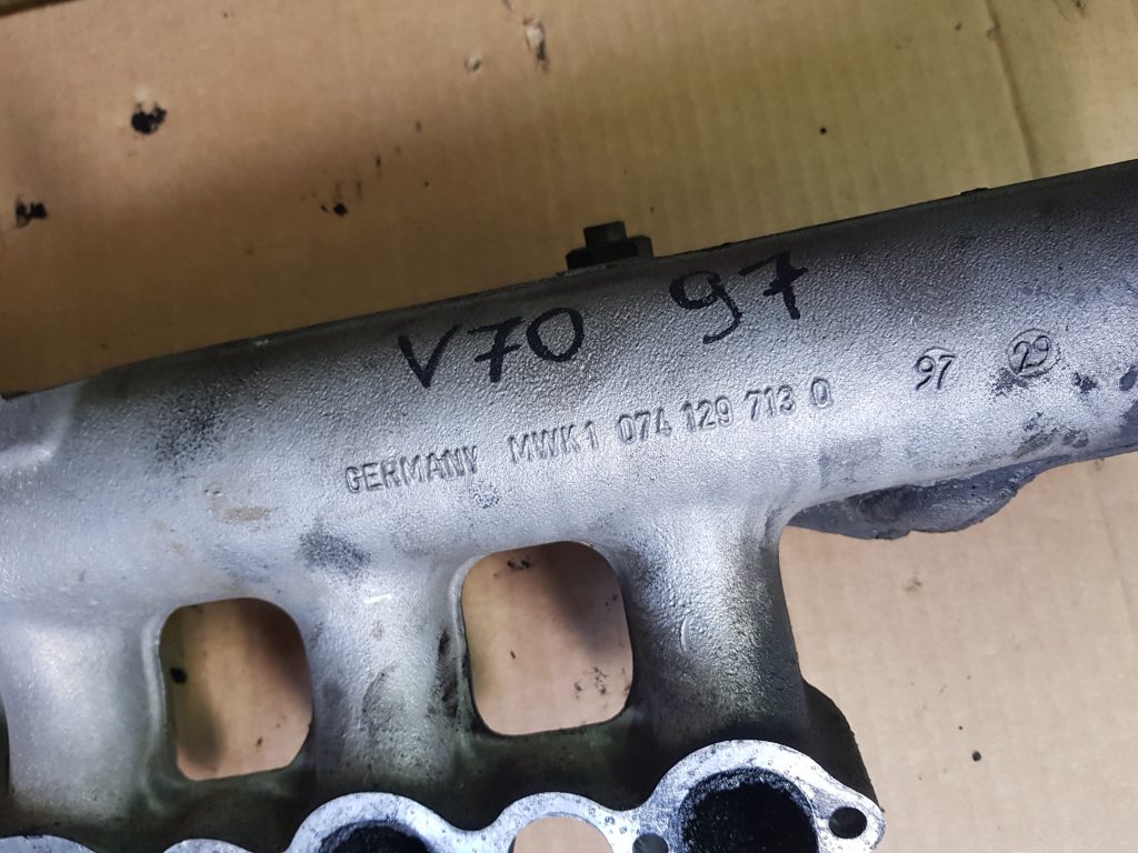 Ieplūdes kolektors priekš VOLVO V70 1997 2 Ieplūdes kolektors priekš VOLVO V70 1997