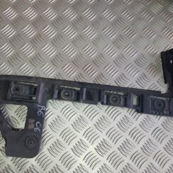 Aizmugurējā spārna un bufera stiprinājums priekš VW PASSAT B6 2006 ANGL. UNIVERSAL