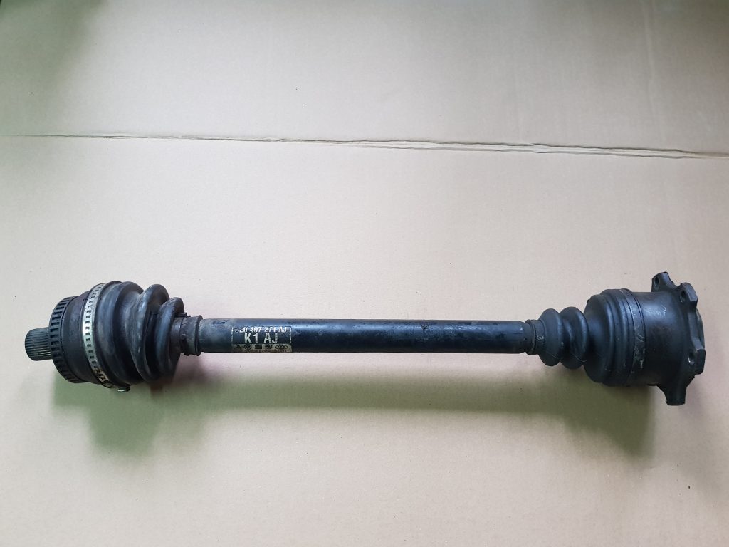 Pusass priekšējā kreisā priekš AUDI A4 2001