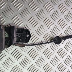 Aizmugurējo kreiso durvju slēdzene priekš VW PASSAT 2000 BLUE