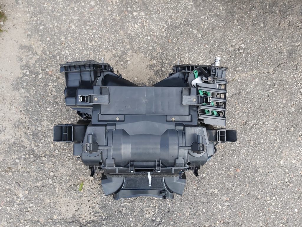 Salona sildītājs priekš BMW 525 E60 2006 BLACK