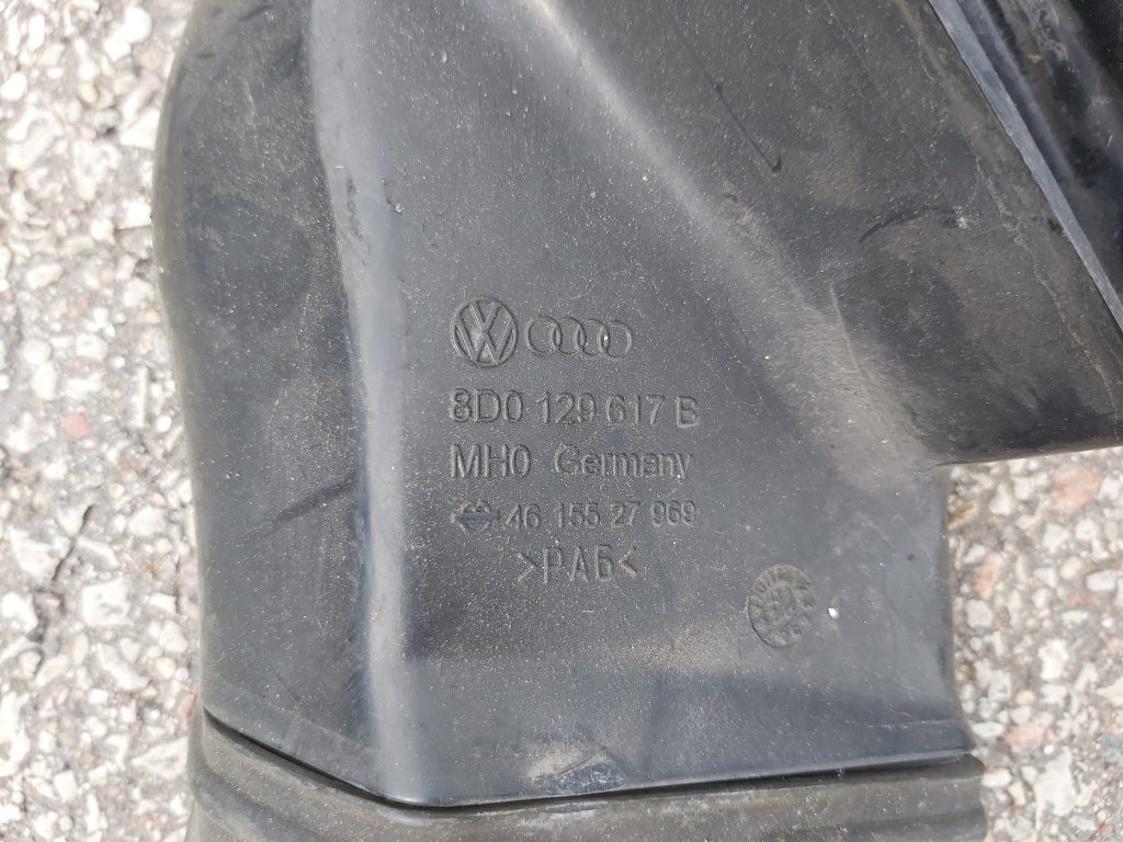 Gaisa filtra korpusa caurule priekš AUDI A4 1996 2 Gaisa filtra korpusa caurule priekš AUDI A4 1996