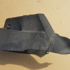 Centrālās konsoles (apdares) sānu panelis priekš TOYOTA VERSO 2012