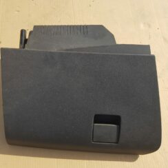 Mantu glabāšanas nodalījums pasažiera pusē priekš OPEL ASTRA H STATION WAGON 2009