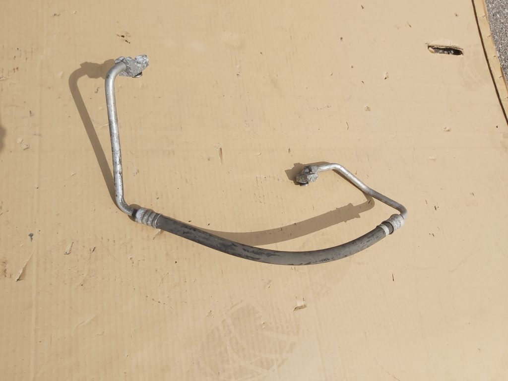 Gaisa kondicioniera galvenā caurule priekš TOYOTA VERSO 2012