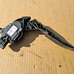 Gāzes pedālis priekš OPEL ASTRA J 2011