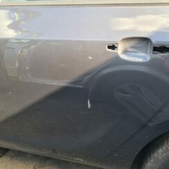 Aizmugurējās kreisās durvis priekš OPEL ASTRA J 2011