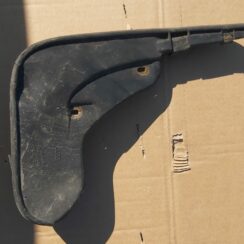 Aizmugurējais labais dubļusargs priekš AUDI A4 2001