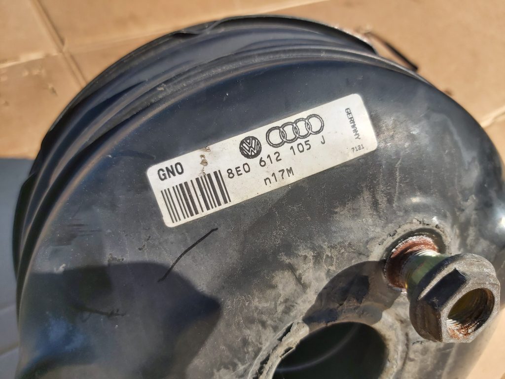 Vakuuma bremžu pastiprinātājs priekš AUDI A4 2001 2 Vakuuma bremžu pastiprinātājs priekš AUDI A4 2001