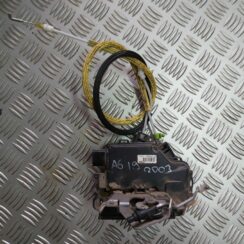 Aizmugurējo kreiso durvju slēdzene priekš AUDI A6 AVANT 2003