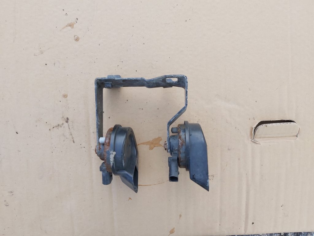 Skaņas signāls priekš AUDI A7 2011 SPORTBACK 1 Skaņas signāls priekš AUDI A7 2011 SPORTBACK