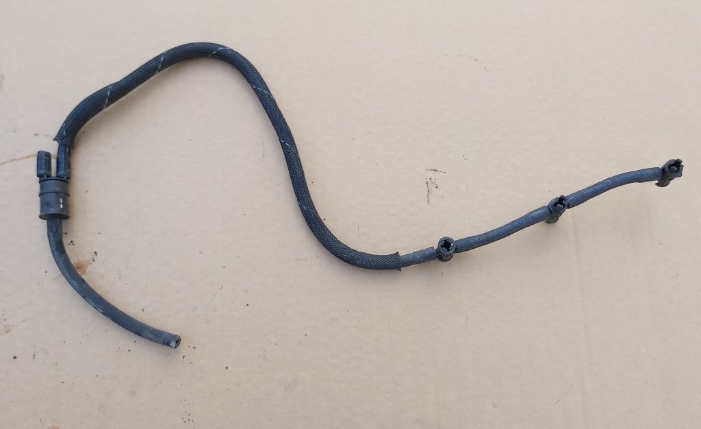 Degvielas atgriešanas caurule priekš AUDI A7 2011 SPORTBACK 1 Degvielas atgriešanas caurule priekš AUDI A7 2011 SPORTBACK