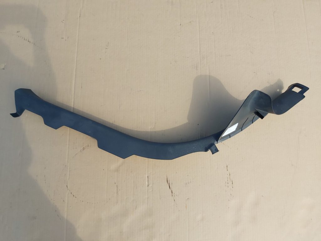 Sliekšņa aizmugurēja kreisa uzlika (salonā) priekš AUDI A7 2011 SPORTBACK