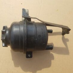 Stūres pastiprinātāja tvertne priekš BMW 530D E61 2006 TOURING TITANSILVER