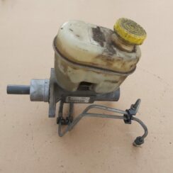 Bremžu pastiprinātāja galvenais cilindrs priekš JEEP GRAND CHEROKEE 2004